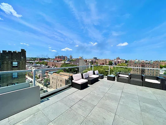 Rented by Pear NYC LLC | media 41