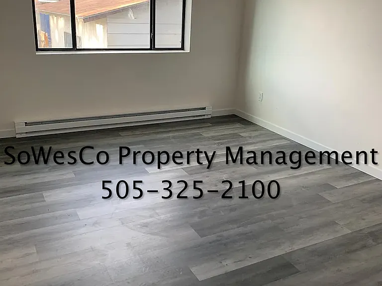 512 Orchard Ave (Aztec) — Photo 2