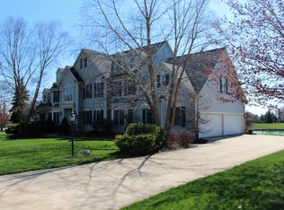 7610 Warren Point Ln, Hudson, OH 44236