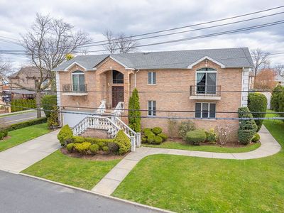 24-3 147th St, Whitestone, NY, 11357