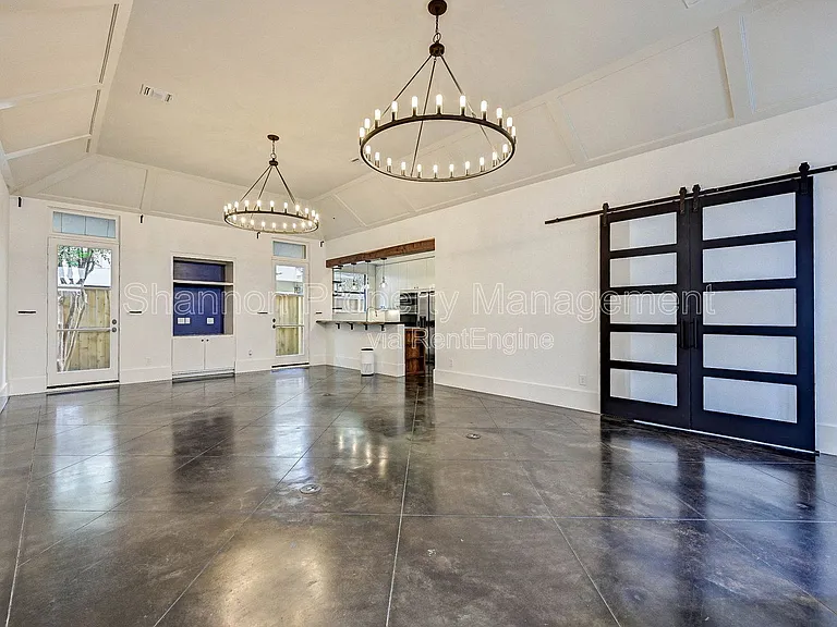 3128 Alabama Ct — Photo 8