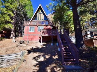 31036 Valley Oak Dr, Running Springs, CA 92382