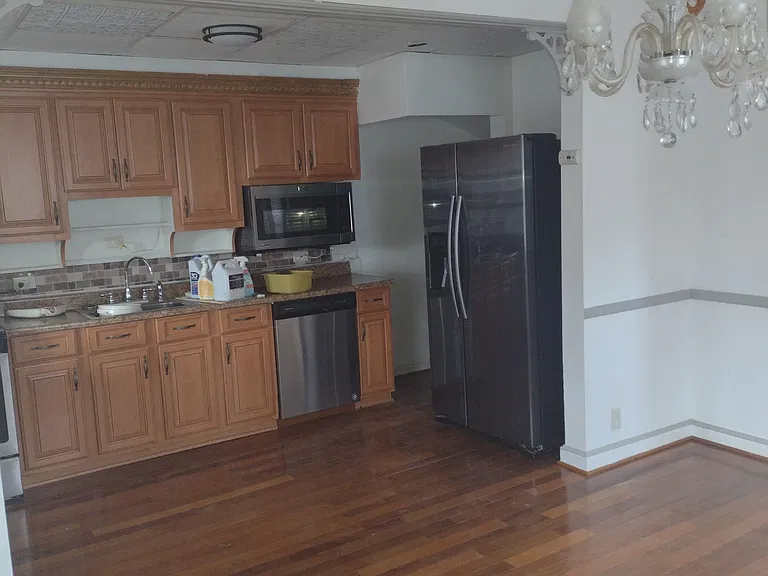 4701 Dunkirk Ave — Photo 7