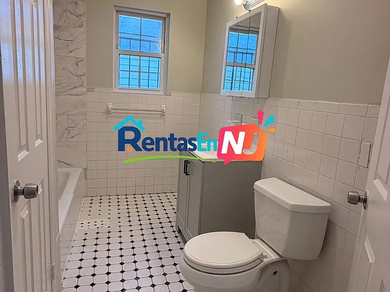 49-51 Finlay Pl #1 — Photo 7