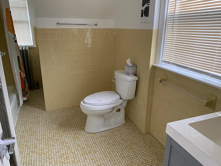 34 Blodgett Ave — Photo 6