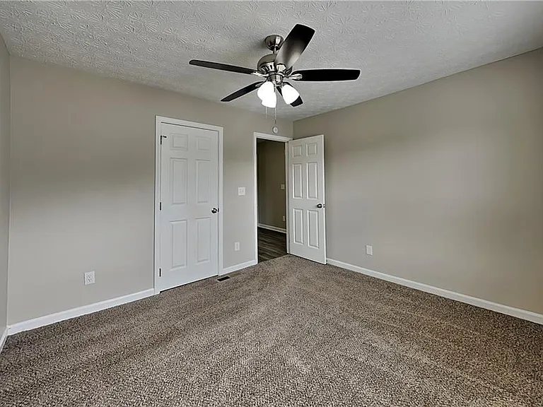 658 Castlebrooke Way — Photo 14