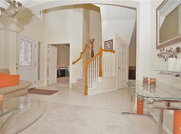 3rd image of 1228 Estate Ln