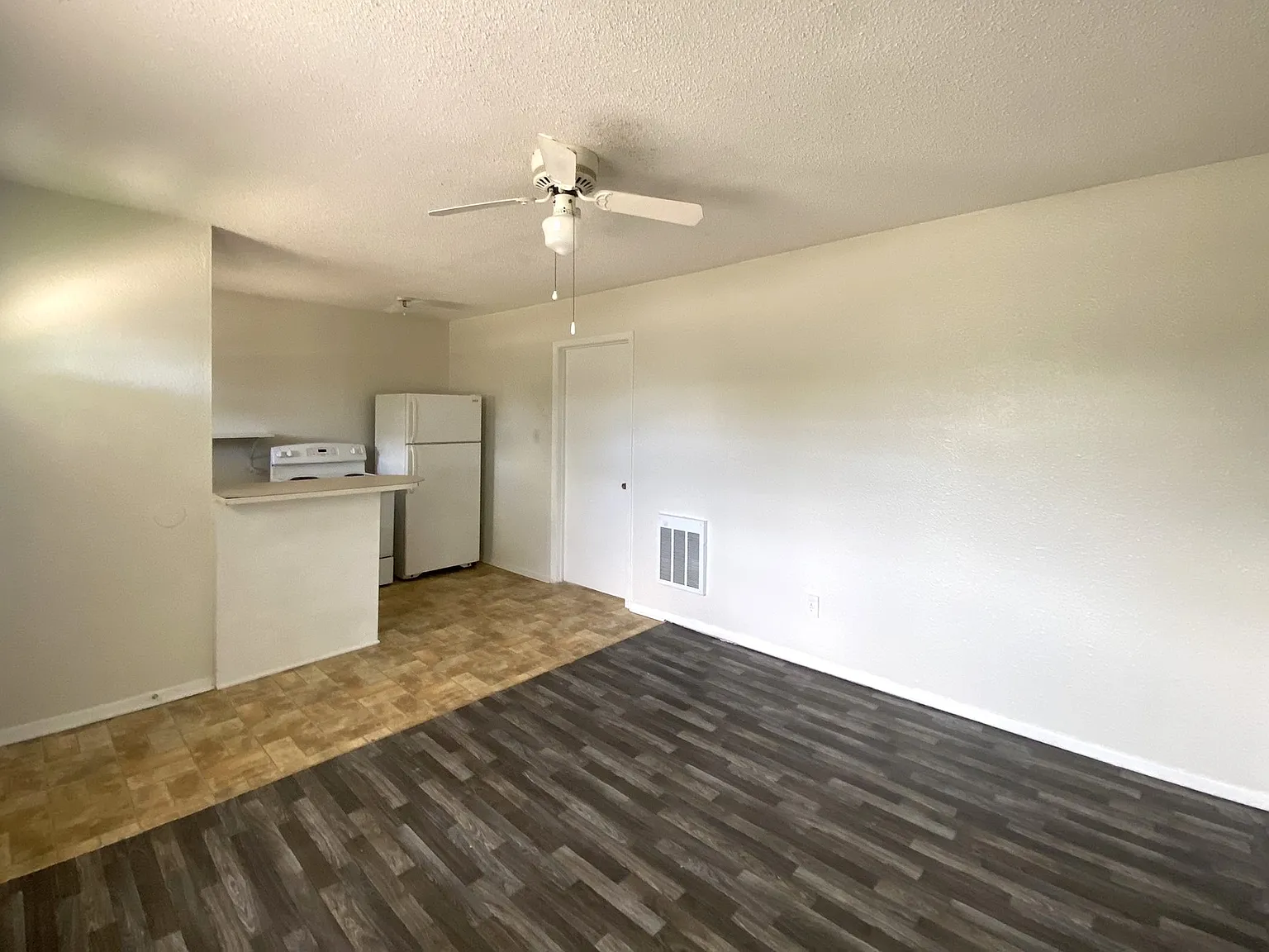 1 bed, 600 sqft, $485 — Photo 4