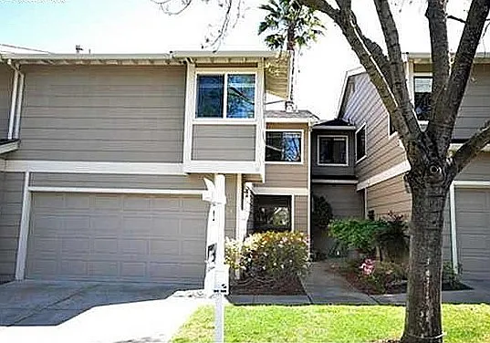 3 Bed 2.5 Bath In Walnut Creek — Photo 1