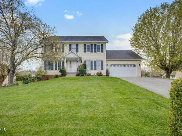 135 Brittany Dr, Gray, TN 37615