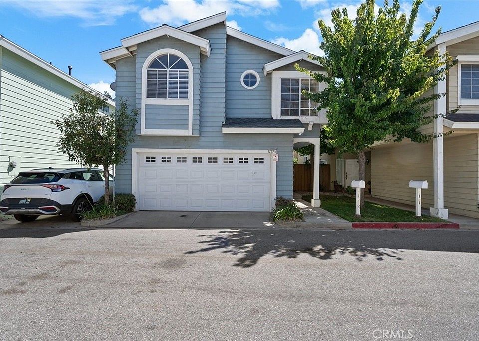 1st image of 9159 1/2 Noble Ave
