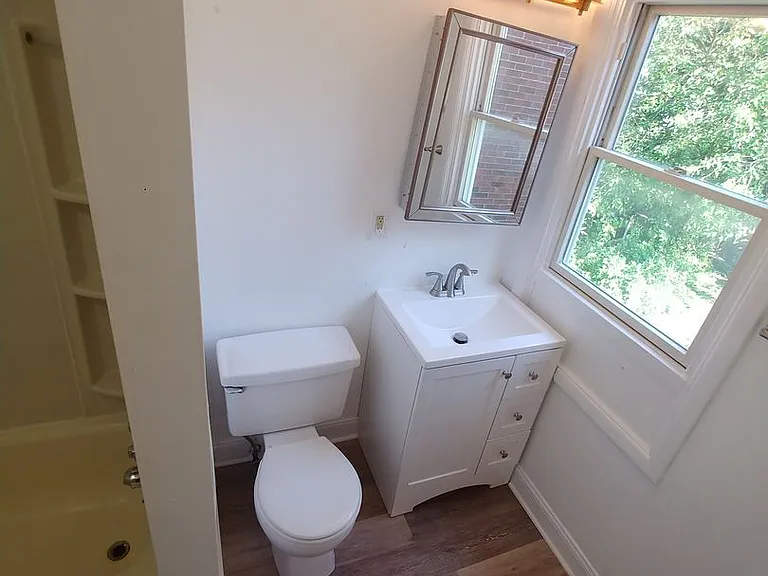 110 Dilworth St — Photo 4