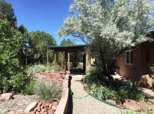 54 Baillo Dr, Tijeras, NM 87059