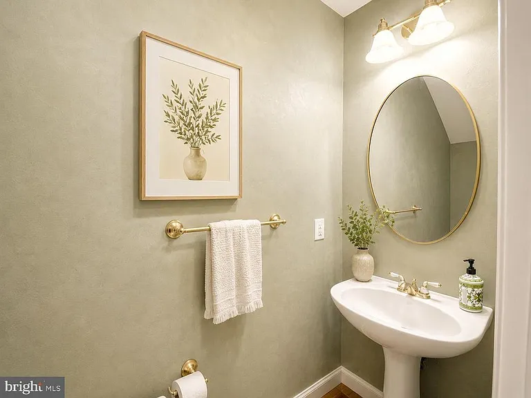 9520 Hyde Pl — Photo 8