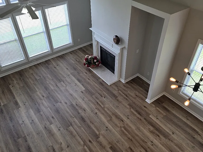 1901 Durwood Ln — Photo 14