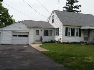 1026 Everett Rd, Fremont, OH 43420