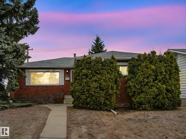 5904 84th Ave NW, Edmonton, AB T6B 0H4