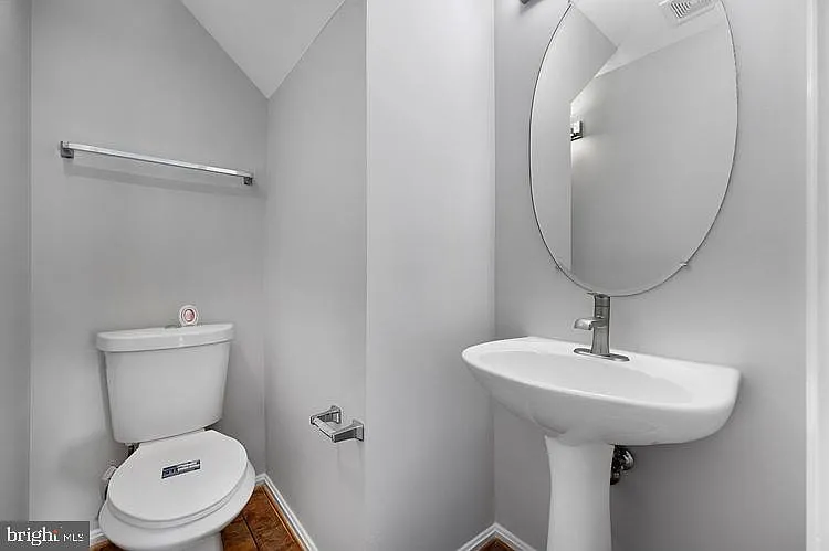 13811 Churchville Dr — Photo 16