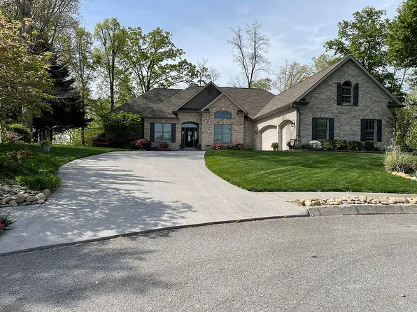 121 Lennox Ct, Lenoir City, TN 37772