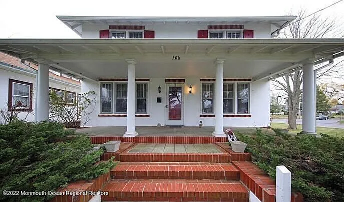 506 Westwood Ave photo 1