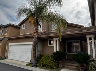 1960 Day Lily Ln, Simi Valley, CA 93065