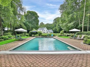 31 Petersville Rd, Mount Kisco, NY 10549