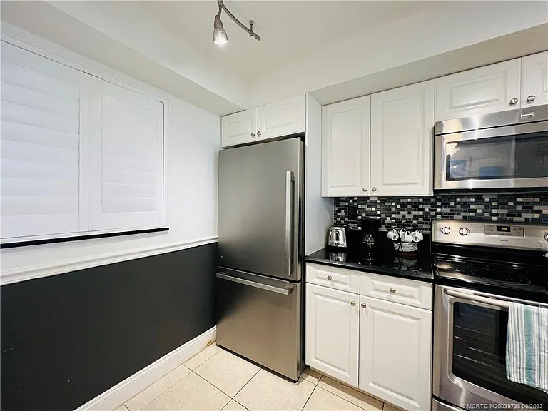 9490 S Ocean Dr #213 — Photo 6
