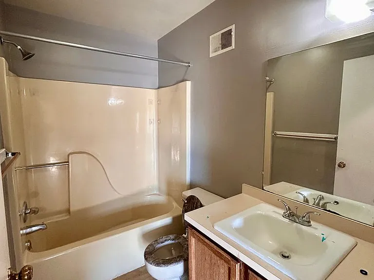 20 N Poplar Ct — Photo 13