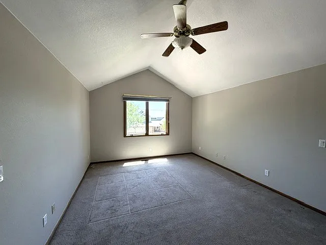 6793 Blackhawk Ct — Photo 11