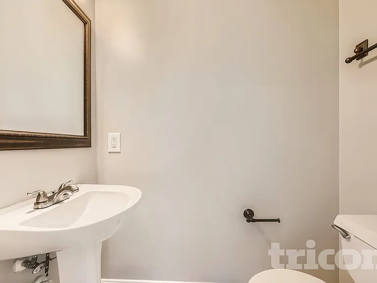 4744 Wainwright Cir — Photo 9