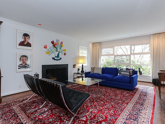3rd image of 340 Orienta Ave