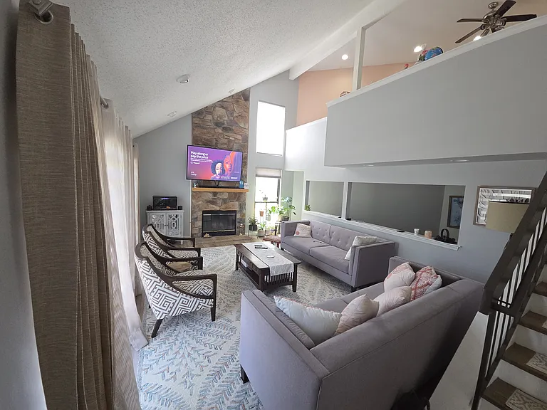 Living Room - 1