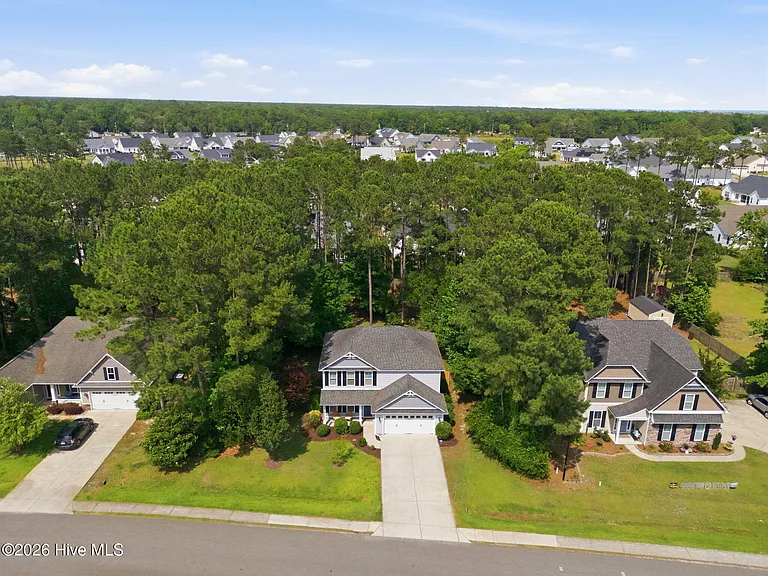 611 Majestic Oaks Dr — Photo 37