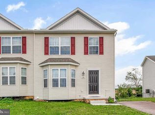 140 Skyview Cir, Hanover, PA 17331