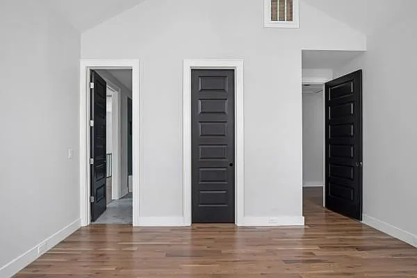 2929B Vaulx Ln — Photo 14
