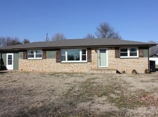 416 Sampson Ave, Adairville, KY 42202