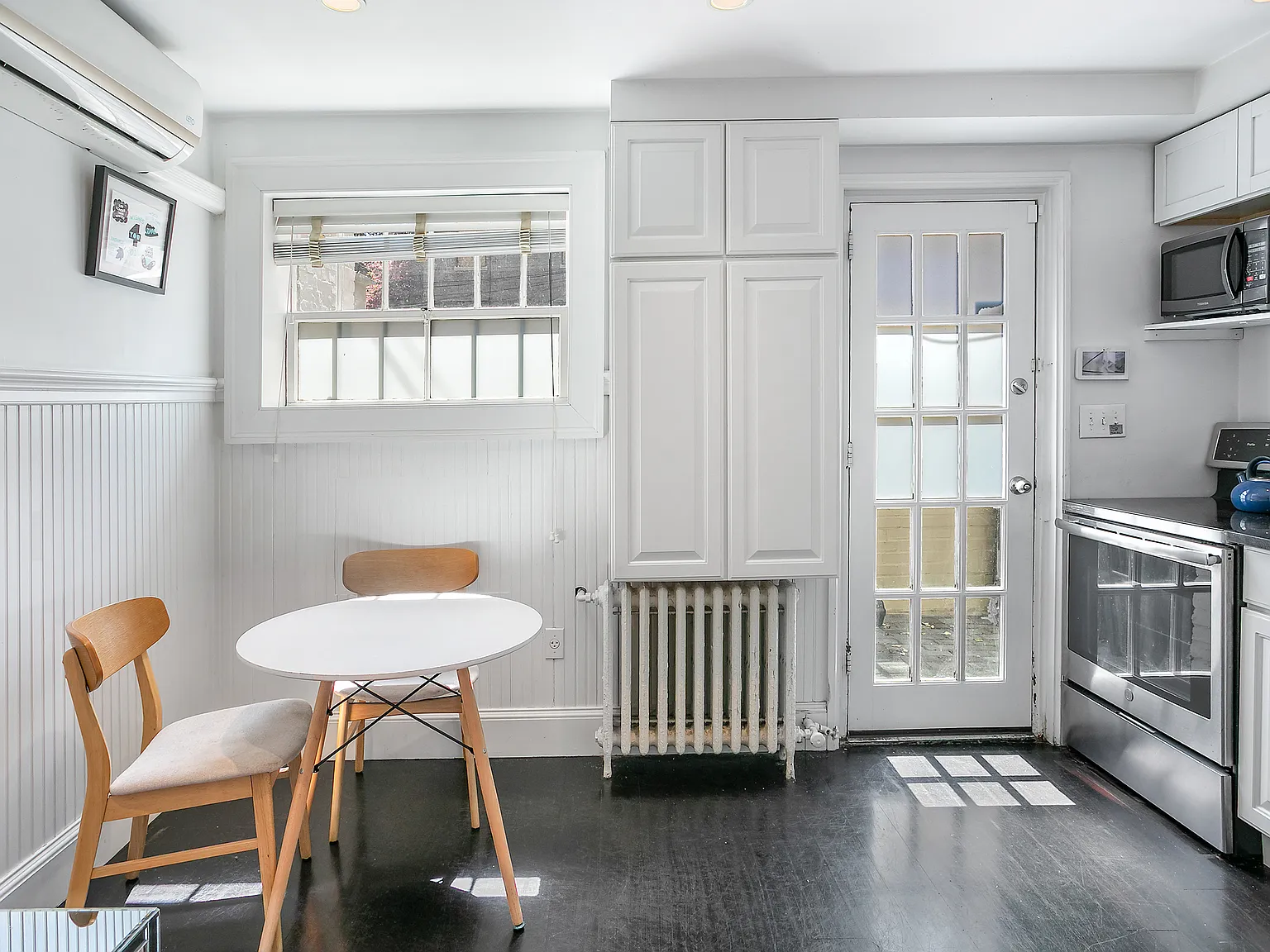 1 bed, 500 sqft, $2,100 — Photo 2