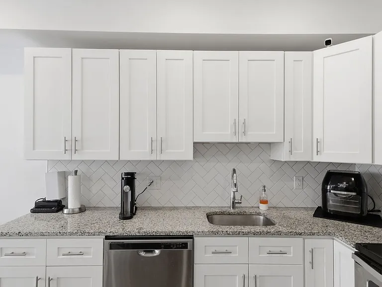 1113 Lemon St #TOWNHOUSE — Photo 25