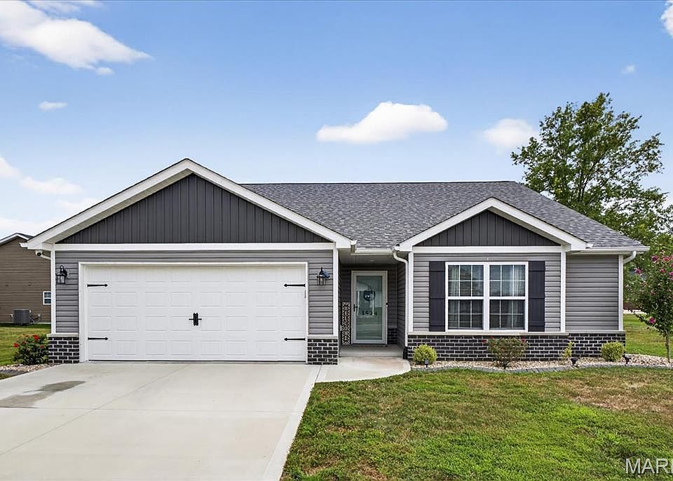 1st image of 1524 Lexi Ln