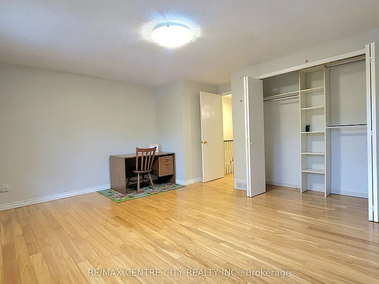1247 Huron St — Photo 12