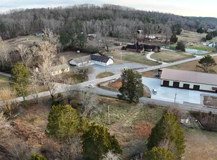 1585 E Reed Rd, La Fayette, GA 30728