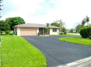 9501 NW 82nd St, Tamarac, FL 33321