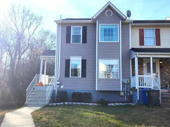 213 Charleston Ct, La Plata, MD 20646