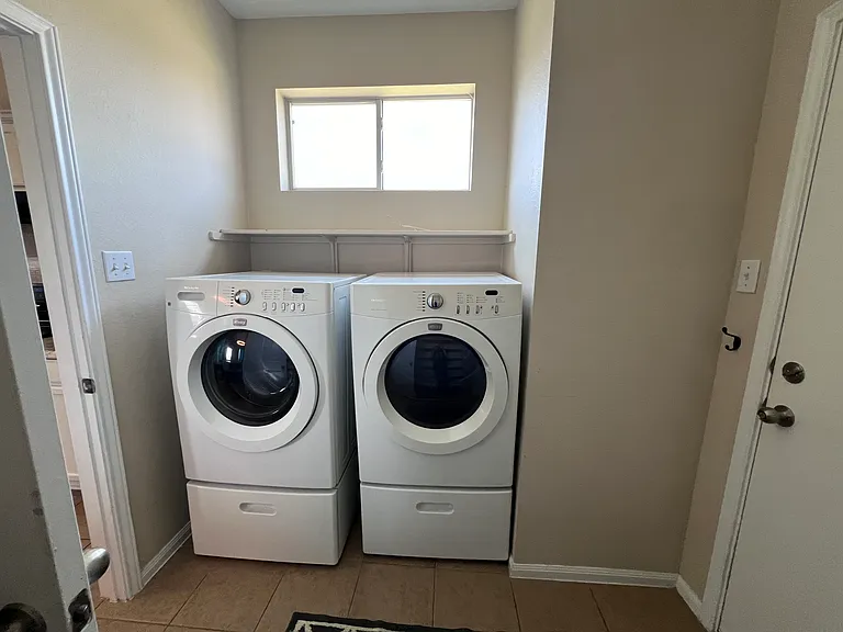 602 Taurus Dr — Photo 17