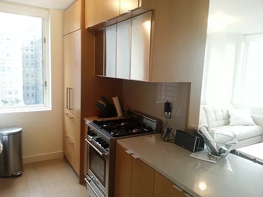 Rented by Battery Park Realty | media 4