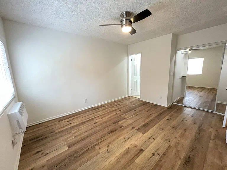 1825 S. Beloit Ave — Photo 68