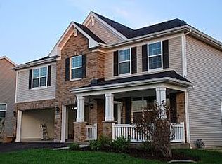 2301 Pebblestone Way, Bolingbrook, IL 60490