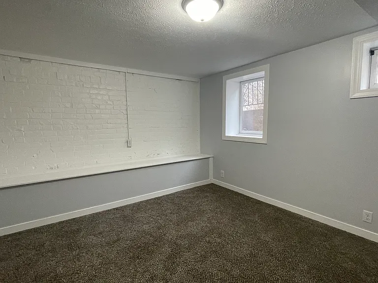 609 Franklin Ave #3 — Photo 7