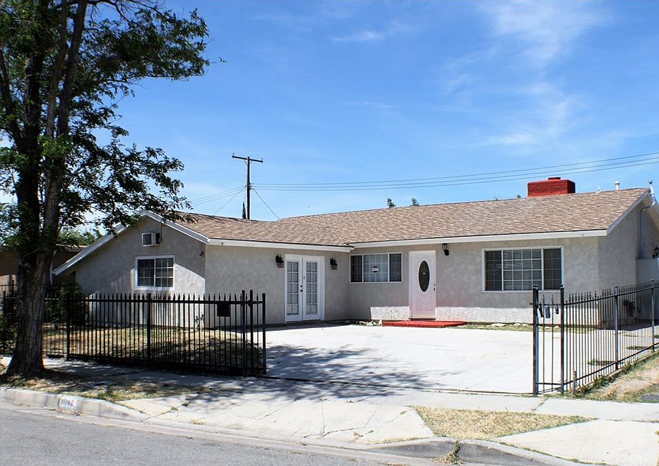 1st image of 1011 W Avenue H3