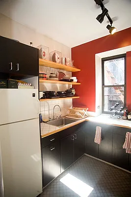 Sold by Stein-Perry | media 5